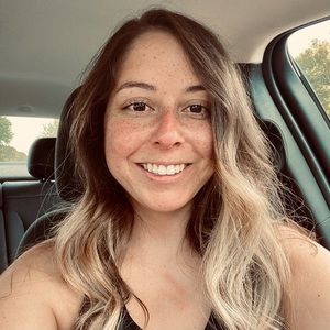 Meet your Posher, Gina